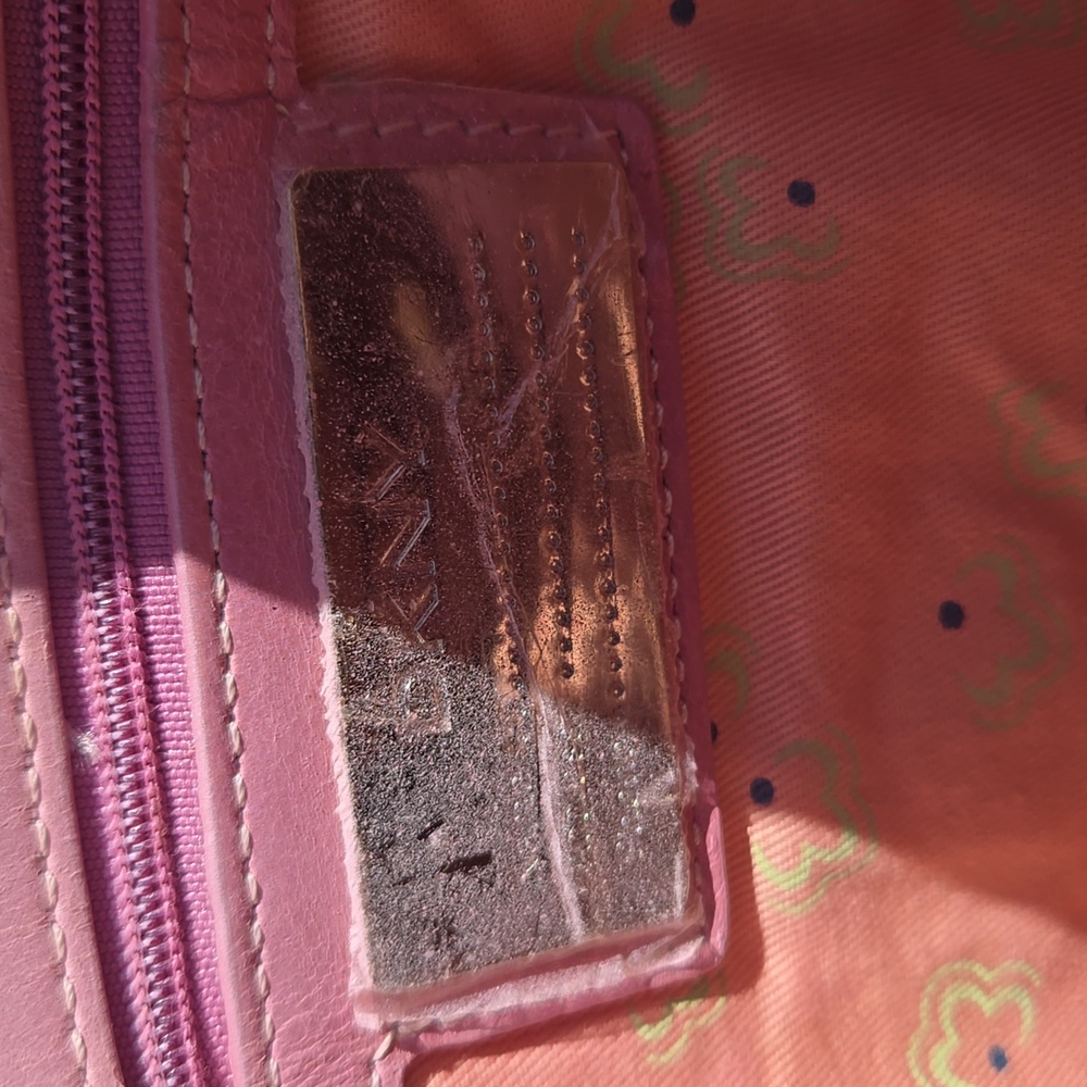 DKNY Pink Leather Shoulder/Handbag NWOT - Picture 4 of 6